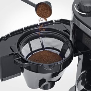 SEVERIN Filterkaffeemaschine mit Edelstahl-Mahlwerk und Thermokanne, feinste Mahlung und individuell auswählbarer Mahlgrad, 1000 W, für bis zu 8 Tassen / ca. 1 Liter, Schwarz, KA 4814 23