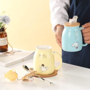 Geschenke für Frauen Katzen Tasse Süße Keramik Kaffeetasse mit deckel Edelstahl Löffel Lustige Weihnachten Geschenke Neuheit Morgen Cup Tee Milch Teetasse mit Deckel und Sieb 380ML 24