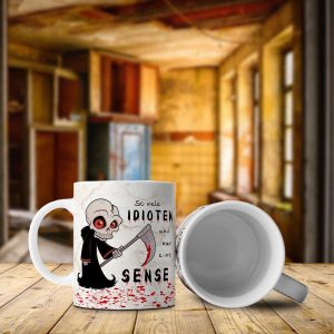 TRIOSK Tasse So viele Idioten und nur eine Sense mit Sensenmann Spruch lustig Fun Horror Geschenk für Arbeit Büro Kollegen Männer Frauen Beige, Keramik 300ml 12