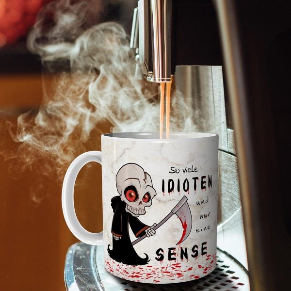 TRIOSK Tasse So viele Idioten und nur eine Sense mit Sensenmann Spruch lustig Fun Horror Geschenk für Arbeit Büro Kollegen Männer Frauen Beige, Keramik 300ml 8