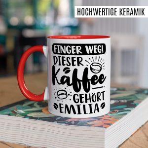 Kaffee-Tasse personalisiert mit Spruch lustig - FINGER WEG! Dieser Kaffee gehört eigener Name - Geschenk personalisierbar Geschenk-Idee Büro personalisieren Kaffee-Becher (Weiß & Rot) 14