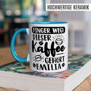Kaffee-Tasse personalisiert mit Spruch lustig - FINGER WEG! Dieser Kaffee gehört eigener Name - Geschenk personalisierbar Geschenk-Idee Büro personalisieren Kaffee-Becher (Weiß & Blau) 14
