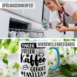 Kaffee-Tasse personalisiert mit Spruch lustig - FINGER WEG! Dieser Kaffee gehört eigener Name - Geschenk personalisierbar Geschenk-Idee Büro personalisieren Kaffee-Becher (Weiß & Blau) 16