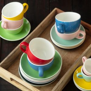 Terra Home 2er Cappuccino-Tassen Set - Grün, 200 ml, Glossy, Porzellan, Dickwandig, Spülmaschinenfest, italienisches Design - Kaffee-Tassen Set mit Untertassen 22