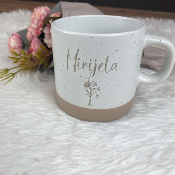 Personalisierte Tasse mit Namen und Gravur | Keramik Steingut Tasse mit Blumenmotiv | Geschenk für Freundin, Ehefrau oder Familie | Kaffeetasse 360ml groß | Geburtstags Geschenke Frauen (Name+Blume) 7